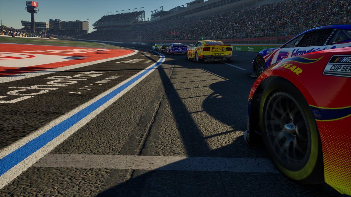 Captura de juego de NASCAR 25 Gold Edition - PS5 - imagen 5