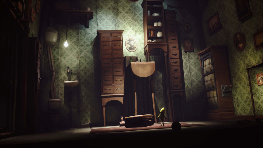 Captura de juego de Little Nightmares Enhanced Edition - PS5 - imagen 3