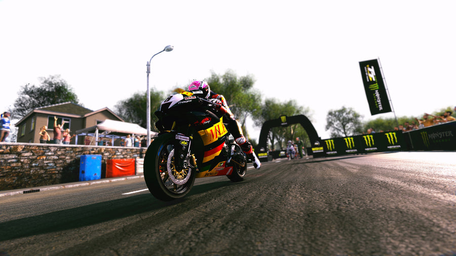 Captura de juego de TT Isle Of Man: Ride on the Edge 3 - PS5 - imagen 2