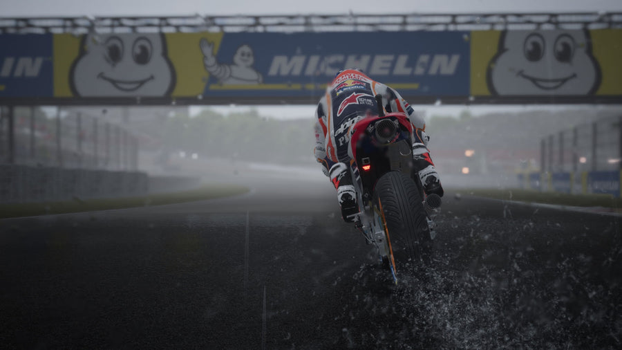 Captura de juego de MotoGP18 - PS4 - imagen 1