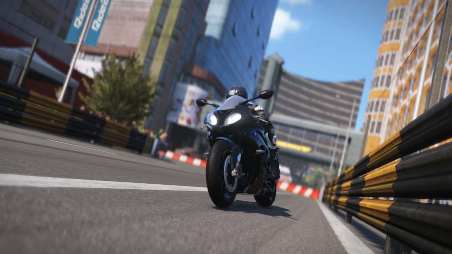 Captura de juego de Ride 2 - PS4 - imagen 3