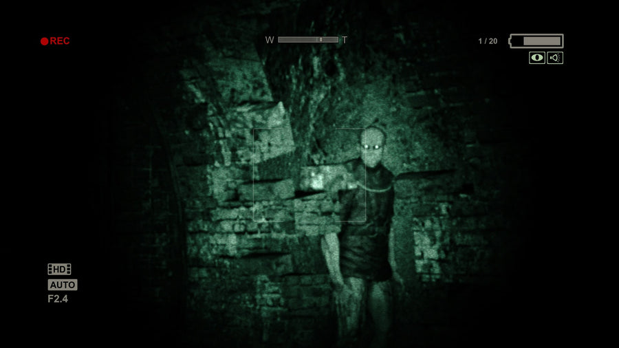 Captura de juego de Outlast: Bundle of Terror - PS4 - imagen 4