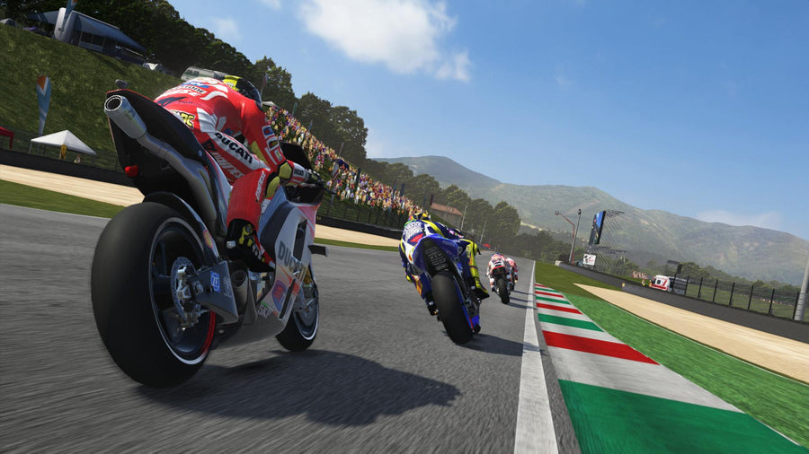 Captura de juego de MotoGP15 - PS4 - imagen 4