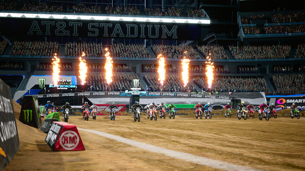 Captura de juego de Monster Energy Supercross - The Official Videogame 6 - PS5 - imagen 2