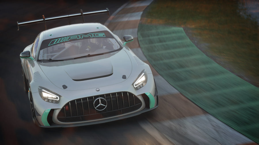Captura de juego de Assetto Corsa Competizione - 2024 Pack - PS5 - imagen 3