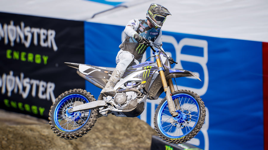 Captura de juego de Monster Energy Supercross 5 - Special Edition - PS4 - imagen 1