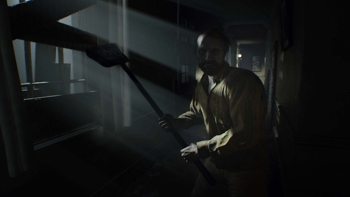 Captura de juego de Resident Evil 7 Gold Edition & Village Gold Edition - PS5 - imagen 2